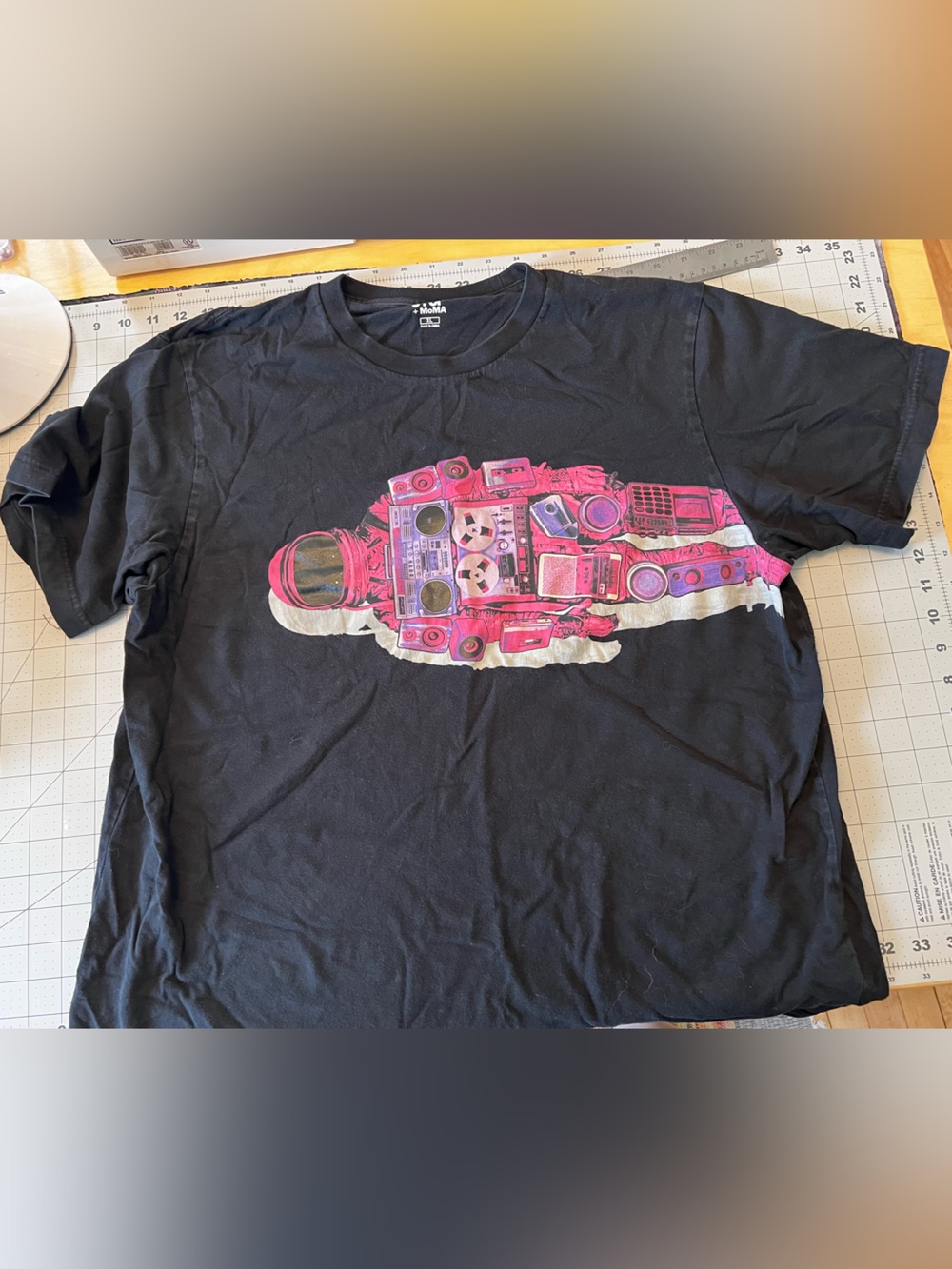Uniqlo Black Short Sleeve T-Shirt with White Print